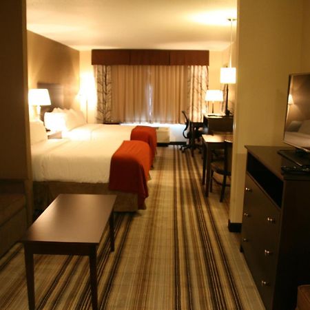 Holiday Inn Express & Suites Nevada By Ihg Екстер'єр фото
