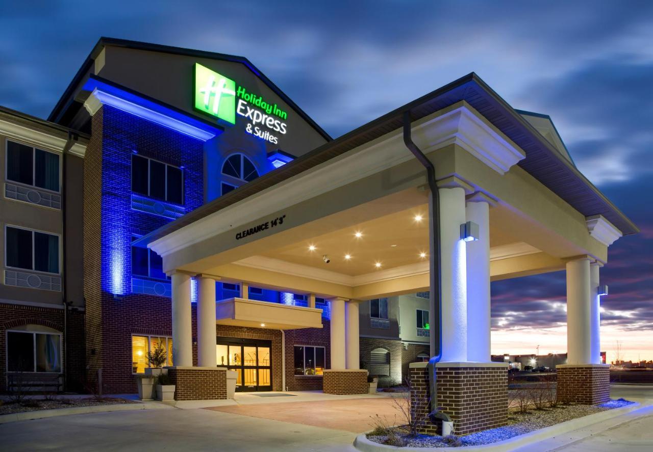 Holiday Inn Express & Suites Nevada By Ihg Екстер'єр фото