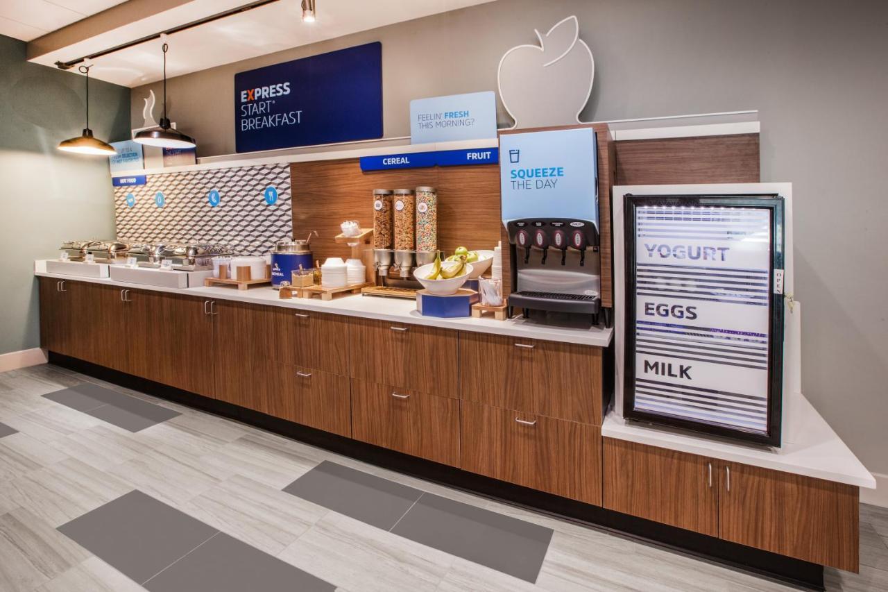 Holiday Inn Express & Suites Nevada By Ihg Екстер'єр фото