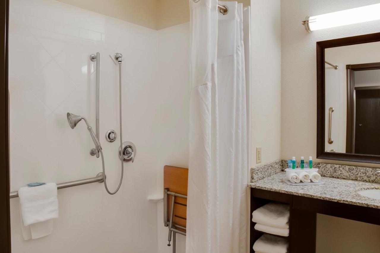 Holiday Inn Express & Suites Nevada By Ihg Екстер'єр фото
