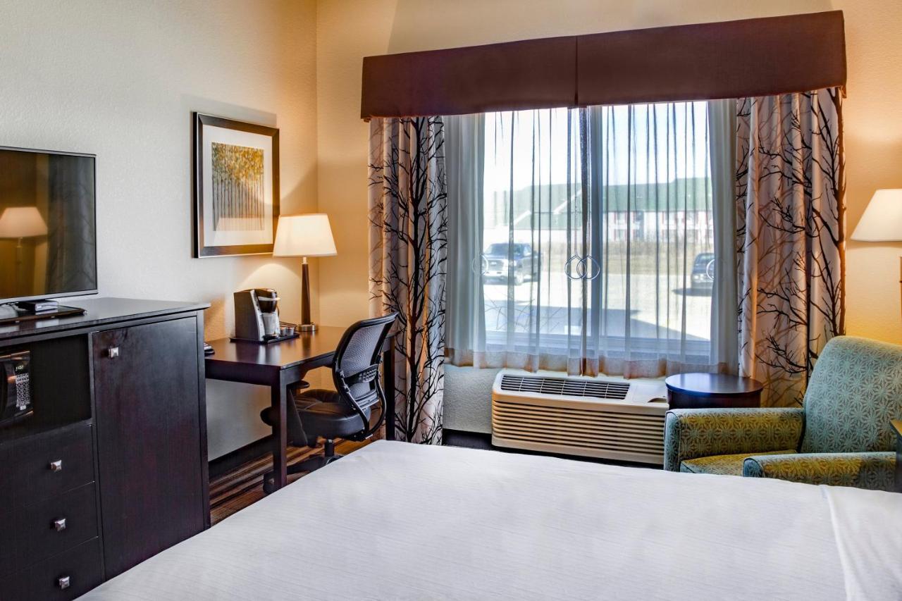 Holiday Inn Express & Suites Nevada By Ihg Екстер'єр фото