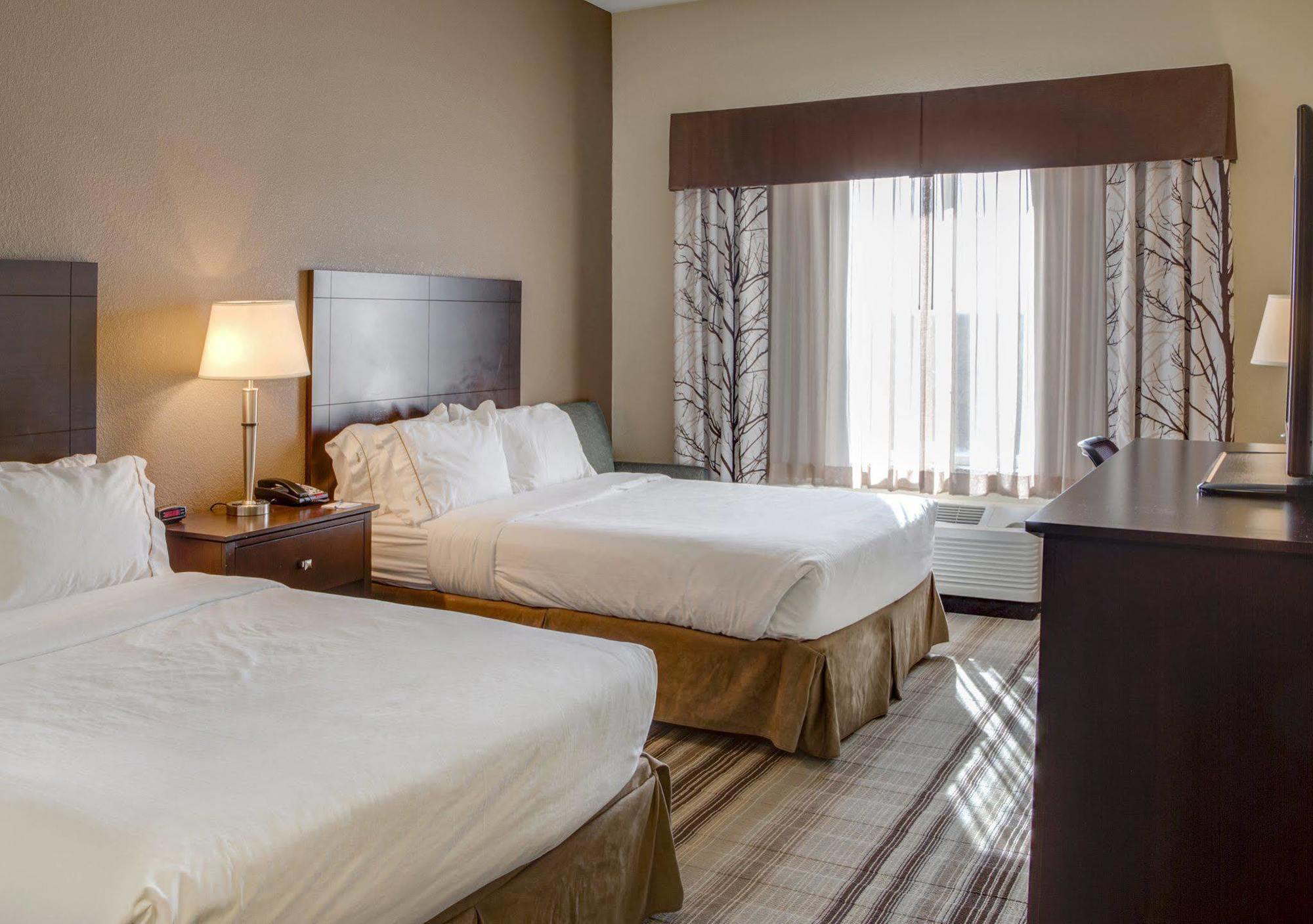 Holiday Inn Express & Suites Nevada By Ihg Екстер'єр фото