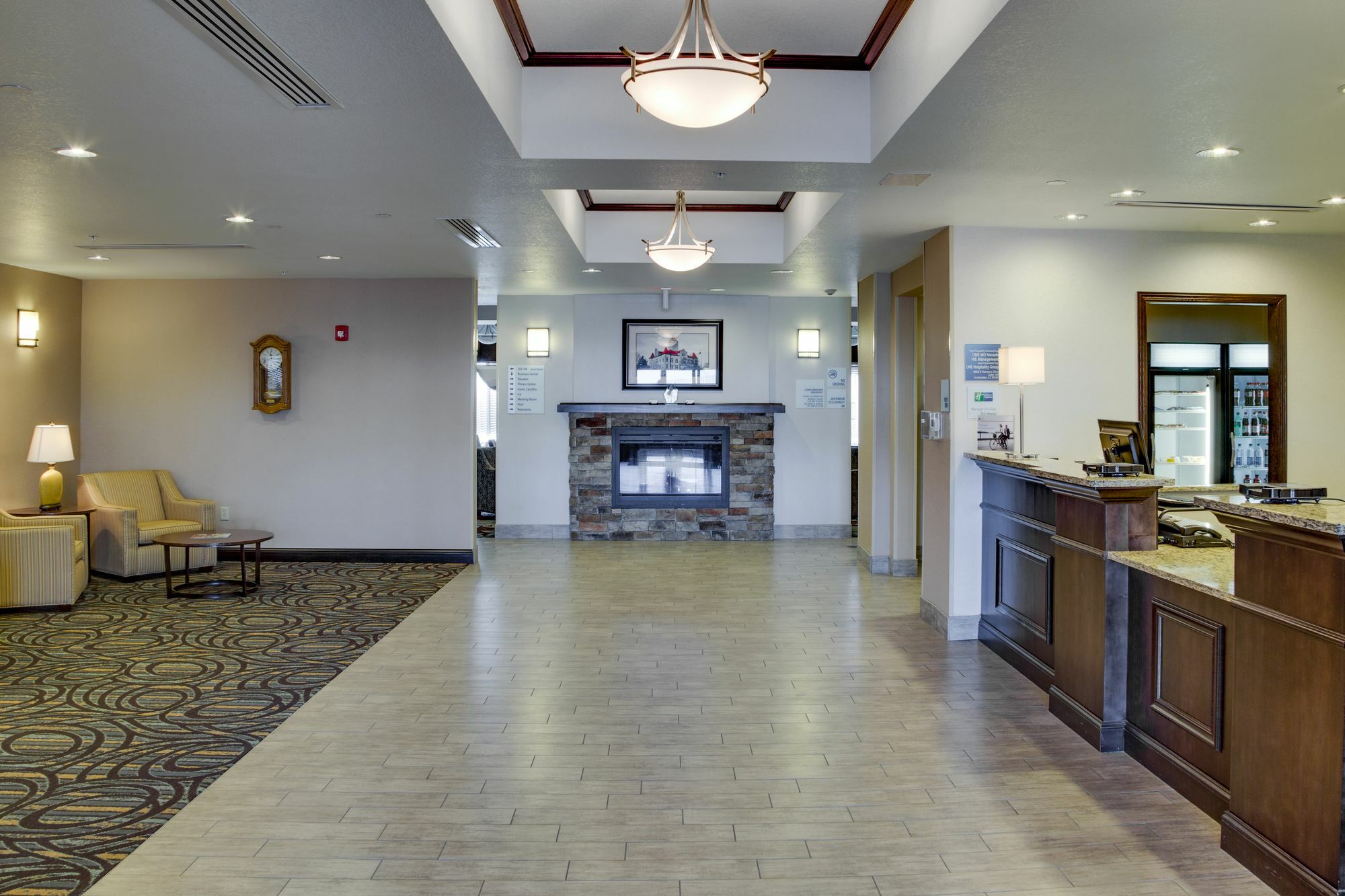Holiday Inn Express & Suites Nevada By Ihg Екстер'єр фото